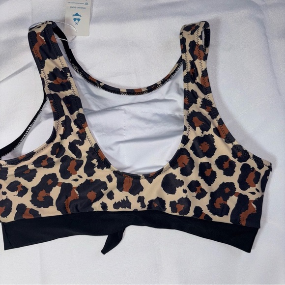 Beachsissi Leopard Print Beachwear Patchwork Hook Back Bikini Top Size S - Picture 4 of 7